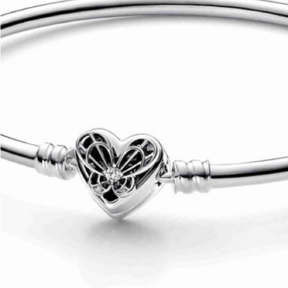 Pandora Moments Heart & Butterfly Bangle